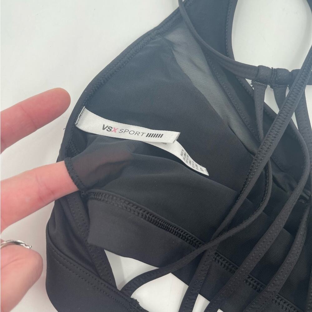 VICTORIA’S SECRET Bra Bundle Set of 2 Bralette & Sports Bra Size Extra Small - Picture 11 of 12